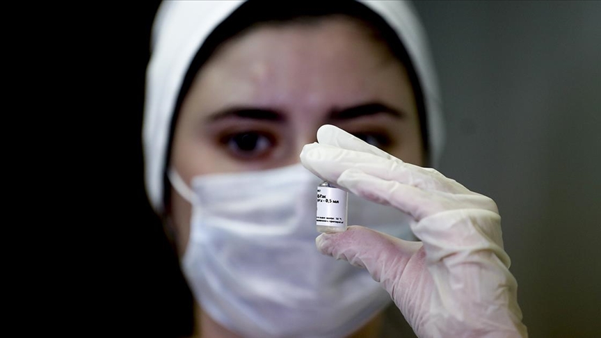 Kovid-19 pandemisinde yeni umut: Aşılar
